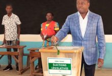 Faure Gnassingbé a voté ce lundi à Pya dans la préfecture de la Kozah. C’est dans le cadre des élections législatives et régionales