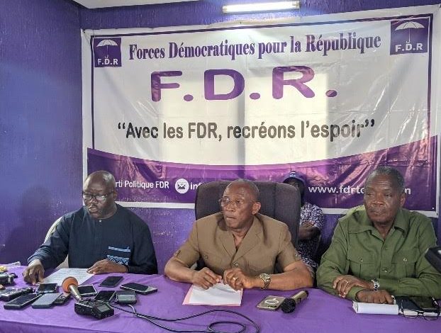 Le parti Forces Démocratiques pour la République (FDR) réagit sur les élections législatives et régionales du 29 avril dernier. La formation politique de Me Dodji Apevon a dénoncé de « nombreuses fraudes »