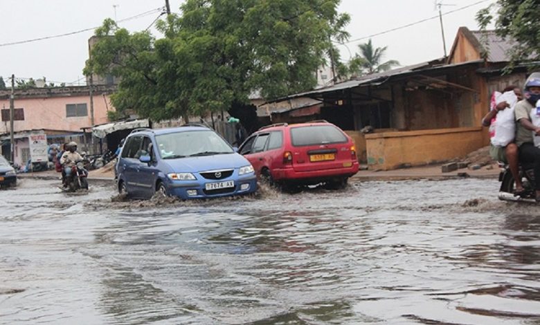 Lomé, la capitale togolaise a enregistré mercredi 22 mai 2024 une forte pluie qui a causé des inondations dans plusieurs communes. Pour soulager les populations sinistrées, l’Agence nationale de la protection civile (ANPC) a pris un certain nombre de mesures