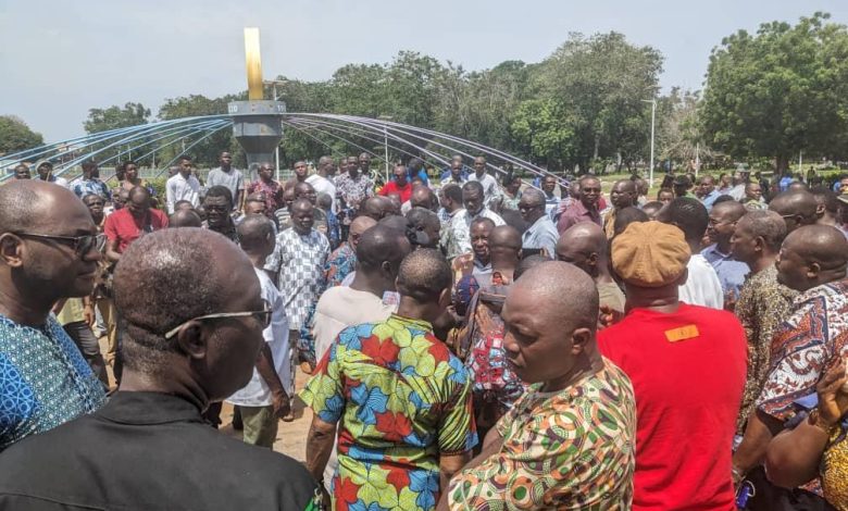 Les enseignants-chercheurs et le personnel administratif et technique de l’Université de Lomé (UL) ont observé ce vendredi un mouvement d’humeur