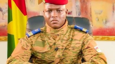 Au Burkina Faso, la durée de la transition dirigée par le capitaine Ibrahim Traoré est prolongée de 5 ans. C’est ce qui ressort des assises nationales démarrées samedi à Ouagadougou pour 2 jours et qui se sont finalement terminées le même jour