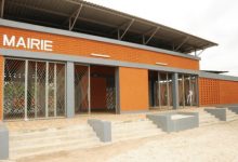 Au Togo, 19 communes disposent de nouveaux bâtiments devant abriter les mairies. La réception de ces nouvelles infrastructures a démarré dans la commune Yoto 2