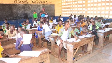 Au Togo, les examens de fin d’année académique 2023-2024 se poursuivent. Après le Baccalauréat 1ère partie (BAC 1) et le Brevet d’Études du Premier Cycle (BEPC), c’est le tour cette semaine des candidats au Baccalauréat 2è partie (BAC 2) et au Certificat d’Études du Premier Degré (CEPD)