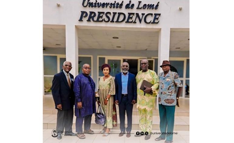 Prof Adama Kpodar a reçu le 14 juin dernier le bureau exécutif de l’Académie du Guingbe et des savoirs Guin et Mina.