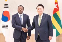 Faure Gnassingbé s’est entretenu lundi avec Yoon Suk-yeol. Le chef de l’Etat togolais en séjour à Séoul dans le cadre du 1er sommet Corée-Afrique a évoqué avec son homologue coréen la coopération bilatérale