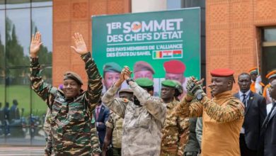 Le 1er sommet des chefs d’Etat de l’Alliance des Etats du Sahel (AES) s’est tenu samedi à Niamey. Les travaux ont débouché sur l'institution de la Confédération des Etats du Sahel. De même, le président de la transition malienne, le Colonel Assimi Goïta a été nommé président de l’AES.