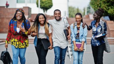 L'Université de Lomé (UL) vient de lancer un appel à candidatures pour l'octroi de bourses d'études et d'enseignement au profit des étudiants et des enseignants