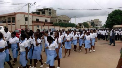 Le gouvernement togolais a lancé vendredi le concours d’entrée aux Ecoles Nationales des Auxiliaires Médicaux (ENAM), aux Ecoles Nationale de Sage-Femmes (ENSF) et à l’Ecole Nationale des Aides Sanitaires (ENAS