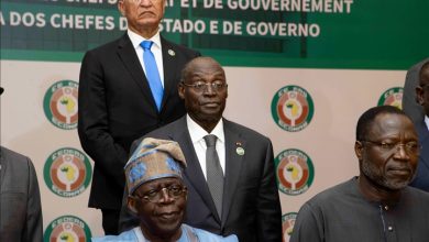 Le Burkina Faso, le Mali et le Niger ont acté samedi leur divorce avec la CEDEAO lors du 1er sommet des chefs d’État de l’Alliance des Etats du Sahel (AES) en créant la Confédération des États du Sahel