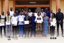 Les meilleurs doctorants de l’Université de Lomé (UL) en 2024 ont reçu mercredi des diplômes d’honneur et des prix de thèse.