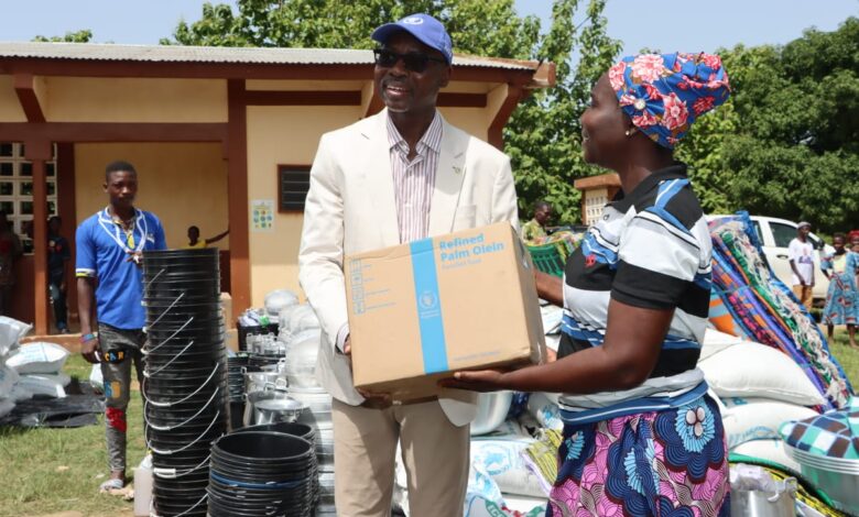 Le Togo se distingue par une aide humanitaire renforcée et des efforts soutenus pour garantir la sécurité alimentaire de sa population. Cet état de choses donne aux citoyens un très fort sentiment d'appartenance, car ils se sentent soutenus, intégrés à la société, avec des chances de développement économique accrues.