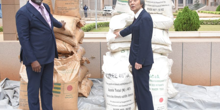 Une cérémonie de signature et d’échanges de notes du Programme d’assistance alimentaire du Japon, au titre de l’année 2024, Kennedy Round (KR 2024) s’est déroulée le mardi à Lomé