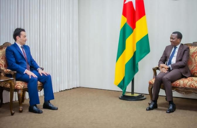 Le Président de l’Assemblée nationale s’est entretenu vendredi à Lomé avec l’Ambassadeur extraordinaire et plénipotentiaire d’Egypte au Togo. Kodjo Sevon-Tépé Adédzé et Ahmed Mohamed Eid Moustapha ont discuté essentiellement des questions de coopération bilatérale.